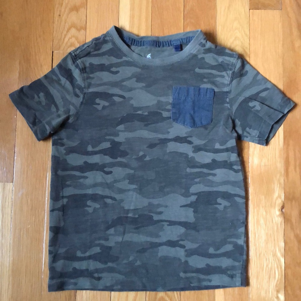 T shirt by Tailor Vintage